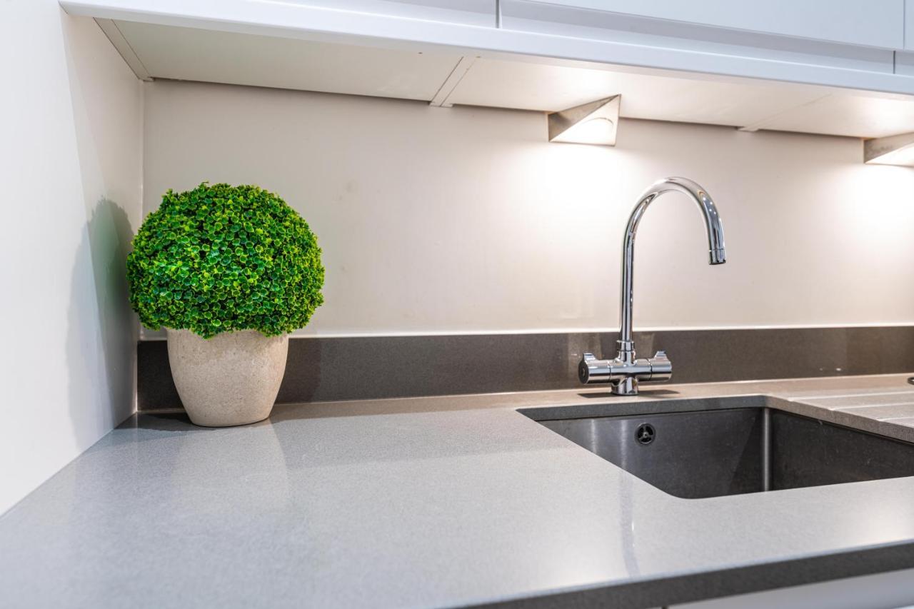 Mission Wave - Venture Apartment 斯坦斯 外观 照片